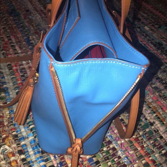 Blue Dooney & Bourke leather purse - Picture 2 of 4